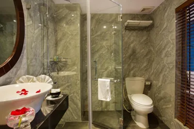 Aviary Hanoi Hotel & Travel – Foto’s 7